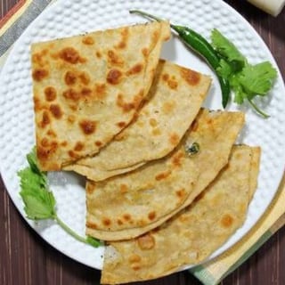 Mooli Paratha